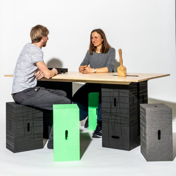 x table für moderne Sitzmöglichkeiten und moderne Gruppenarbeiten