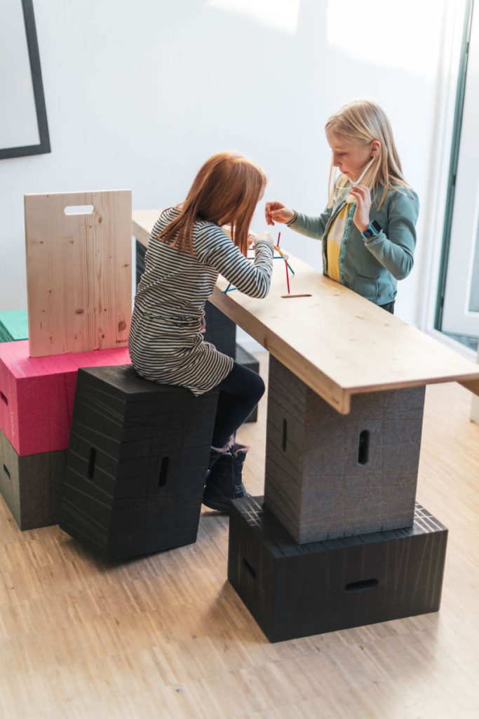 Learning space design table