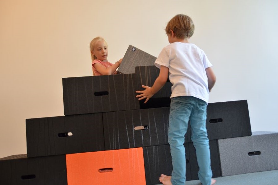 leichter Spielbaustein Kinder